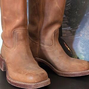 Frye Campus boot